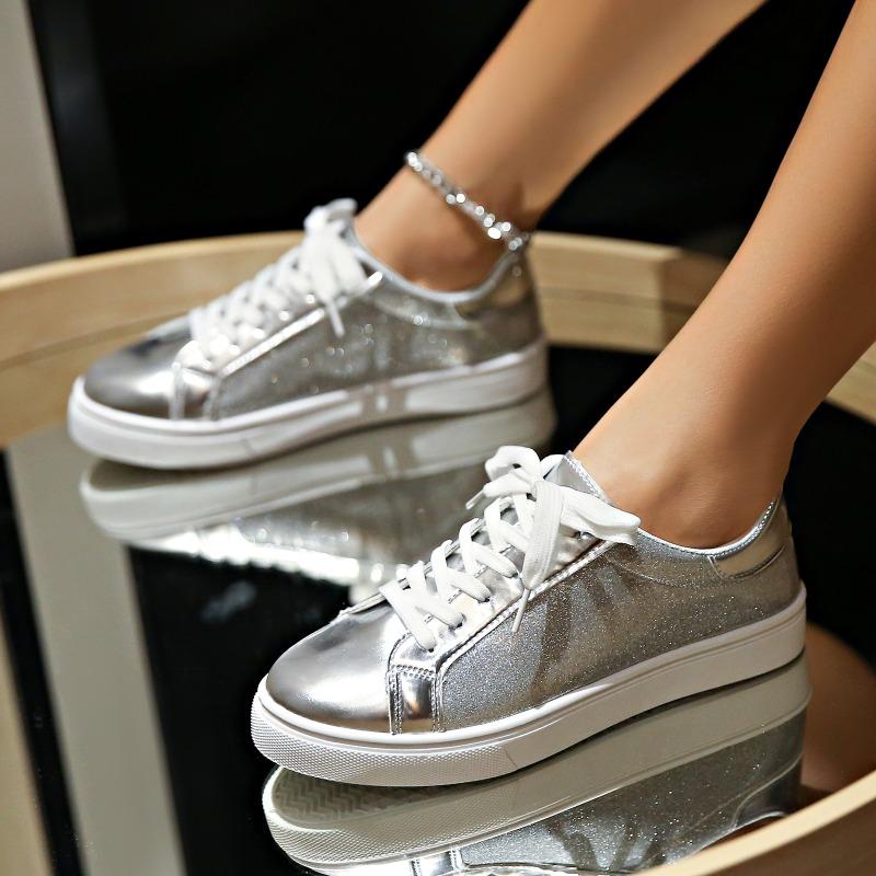 2024 Spring and Autumn High Quality Women's Sports Shoes Fashion Round Toe Solid Color Glossy Lace Up Women's Vulcanized Shoes