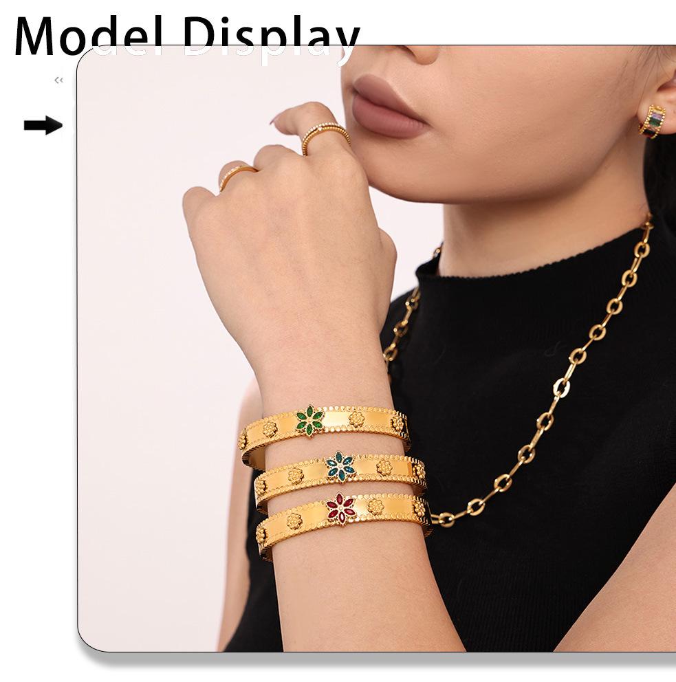 18K Gold-Plated Zircon Snowflake Ferris Wheel Bracelet