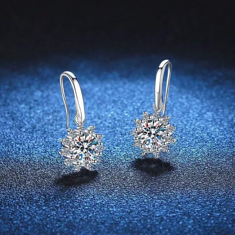 Light Luxury Sunflower Ear Hooks: Fairy-like, Super Shiny Zirconia Flower Dangle Earrings for Women
