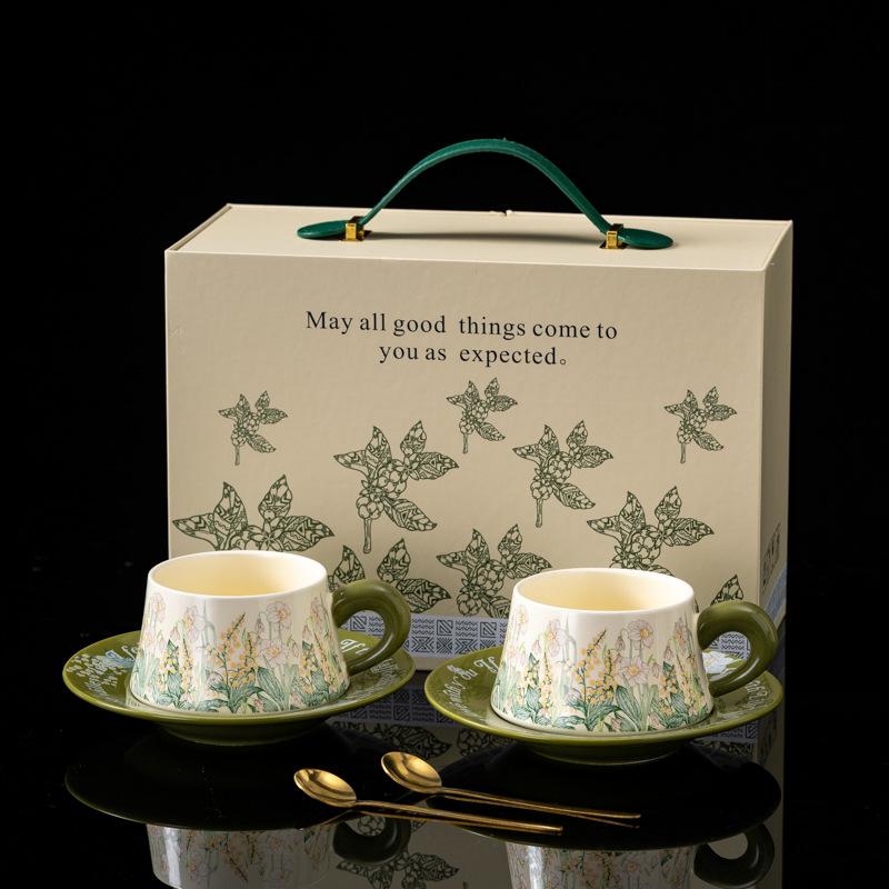The Light Luxury Mug Is Exquisitely Crafted with A High Level of Appearance It Is A Floral Ceramic Coffee Cup and Saucer Gift Box Set