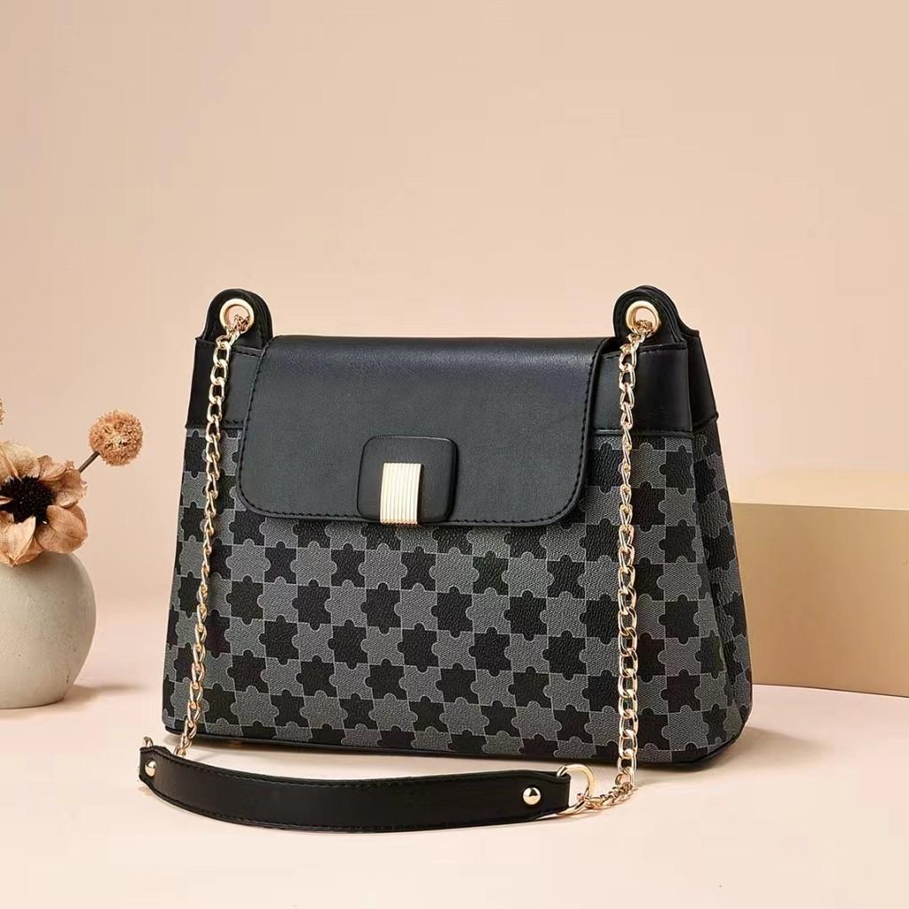 

Stylish Fashionable Printed Small Square Bag For Women With High Capacity Design чёрный