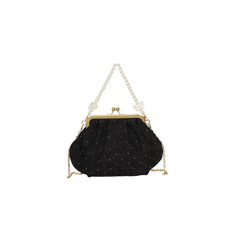 Pearl Shell Bag With Metal Chain And Beaded Details For Casual Daily Use