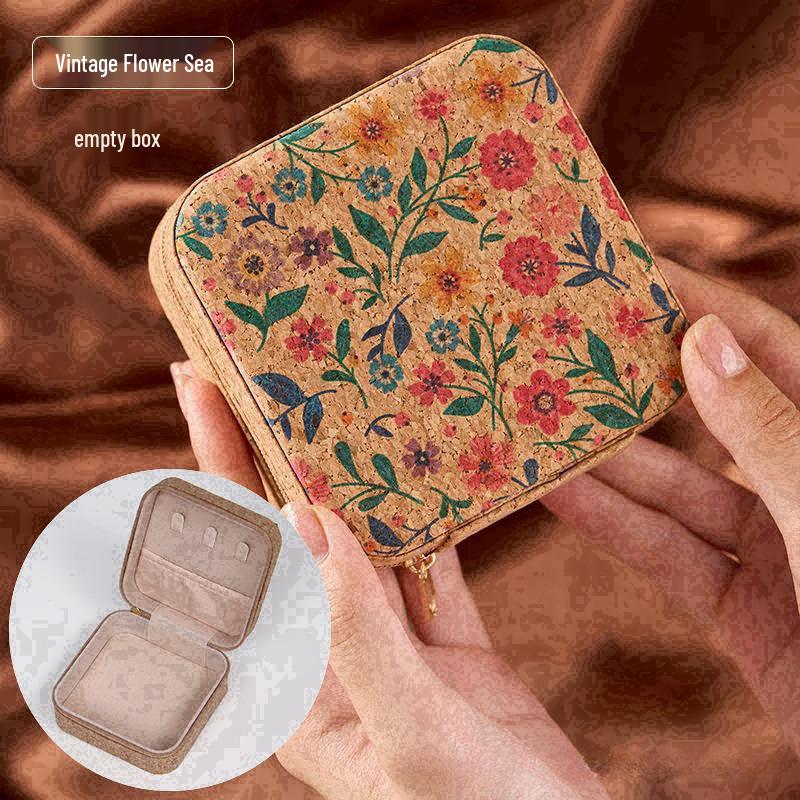 Portable Anti-Tarnish Jewelry Box for Earrings, Studs, Necklaces, Bracelets - Transparent Storage Bag