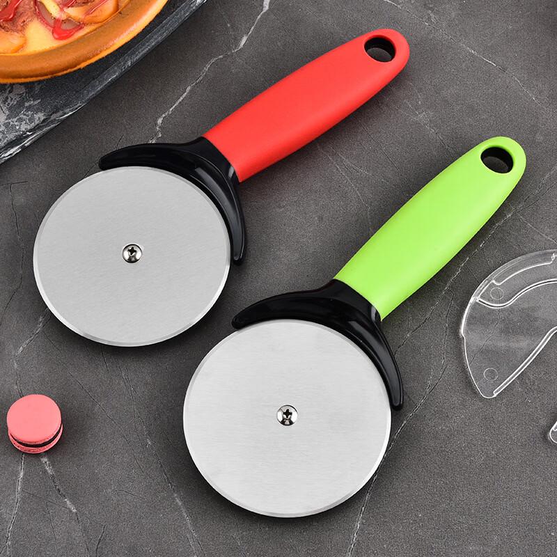 MDNG Round Roller Pizza Cutter