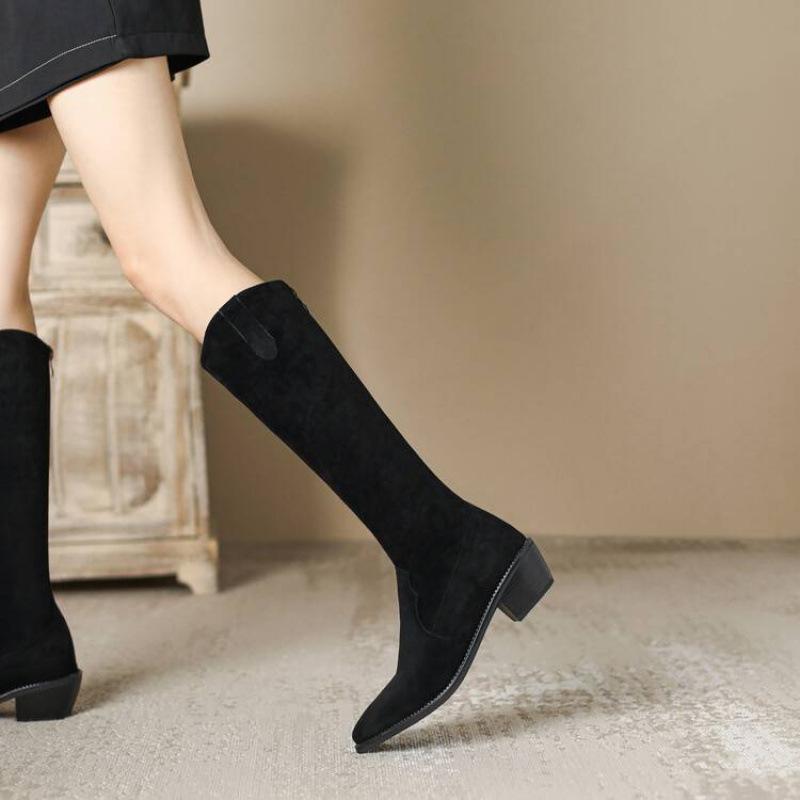 

Корейская версия замшевых ботинок Мартин с острым носком, женские ботильоны на среднем каблуке большого размера, ботильоны на квадратном каблуке с острым носком, удобные кожаные ботинки, осень и зима 39