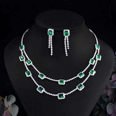 Leichtes High-End Smaragd Doppel-Schicht Retro Halskette Ohrringe Set Luxus Zirkon Schlüsselbein Kette Set Kette