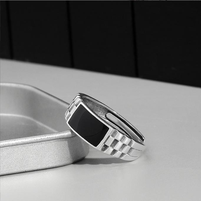 Bague Ouverte à Carreaux Noirs Rétro pour Homme - Style Tendance et Cool