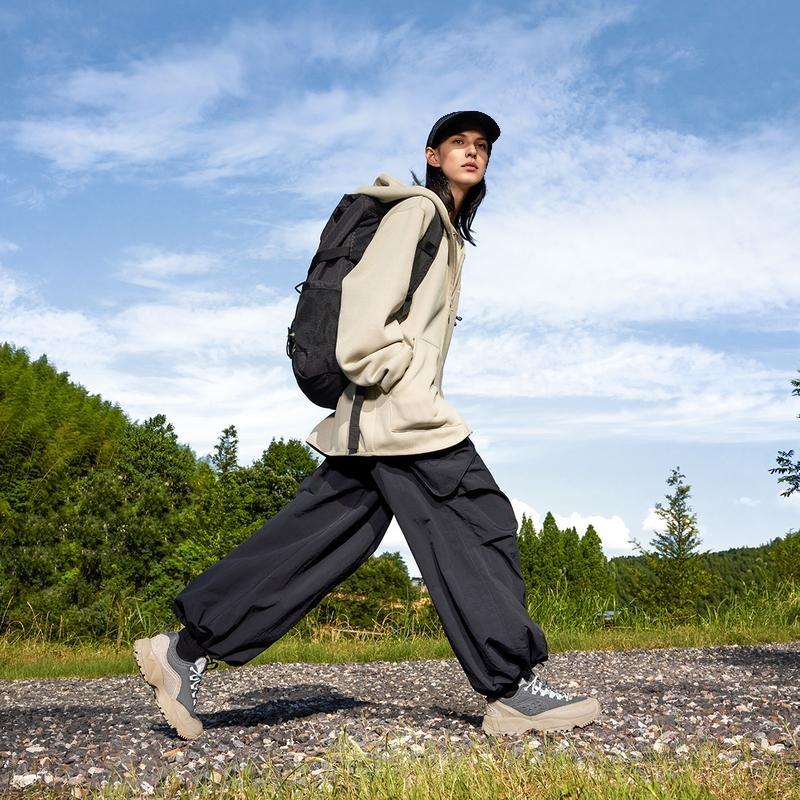 New LiNing CF Su Xi Xingye V2 Cushioning Support Low Top Outdoor Trekking Shoes Women's Black Umber AHCU040-2