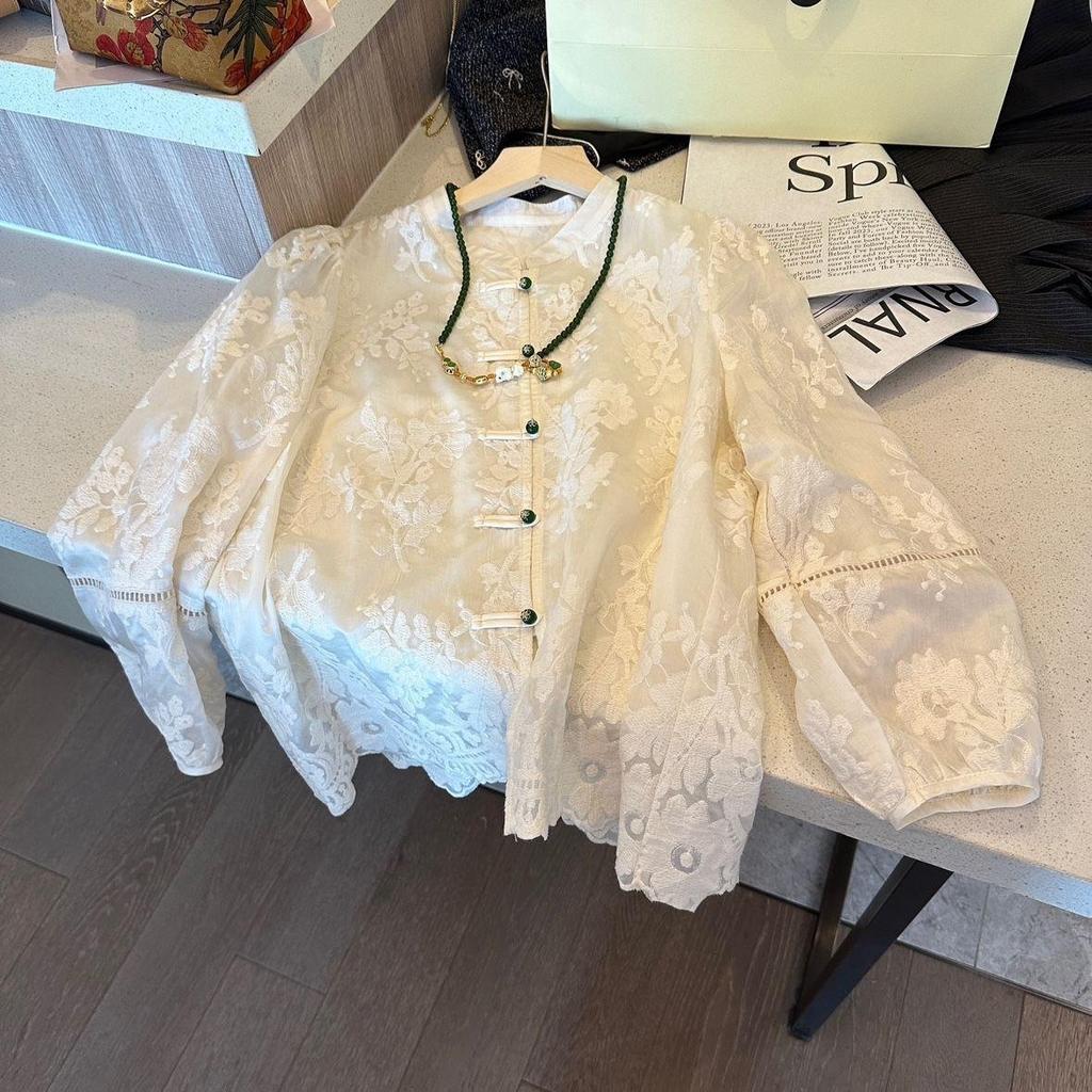 White embroidered shirt women's 2025 early spring new retro button-up annual shirt long-sleeved top