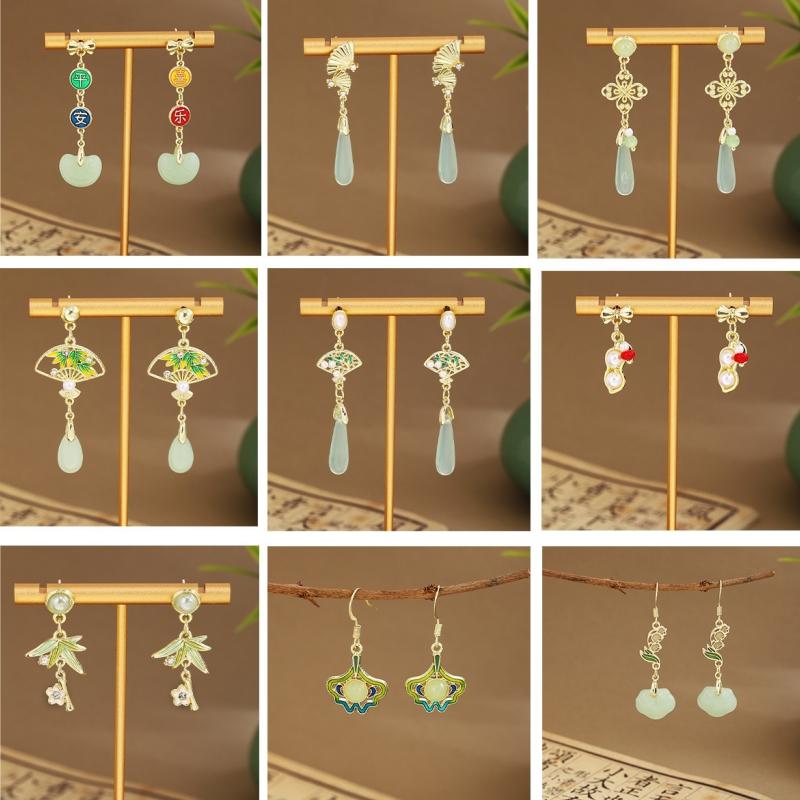 Silver Needle Ethnic Chinese Earrings for Women Green Fan-shaped Bamboo Leaves Long Tassel Jewelry Ancient Style Ear Clip Gifts