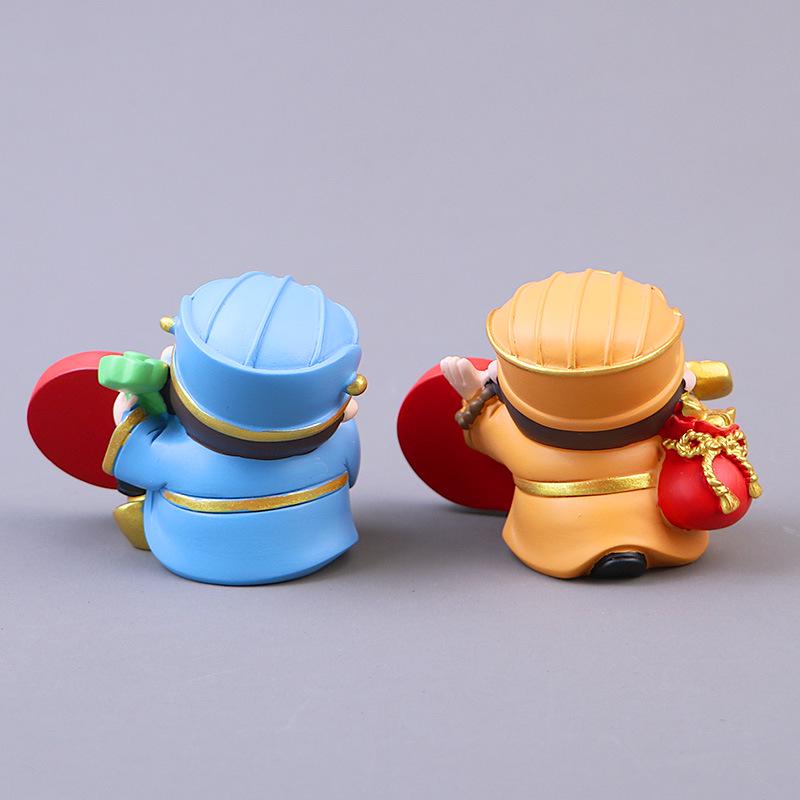 Zhong Kui Five Roads God of Wealth Ornament: Chinese Style Good Luck Gift for Home, Office, or Car Decoration.
