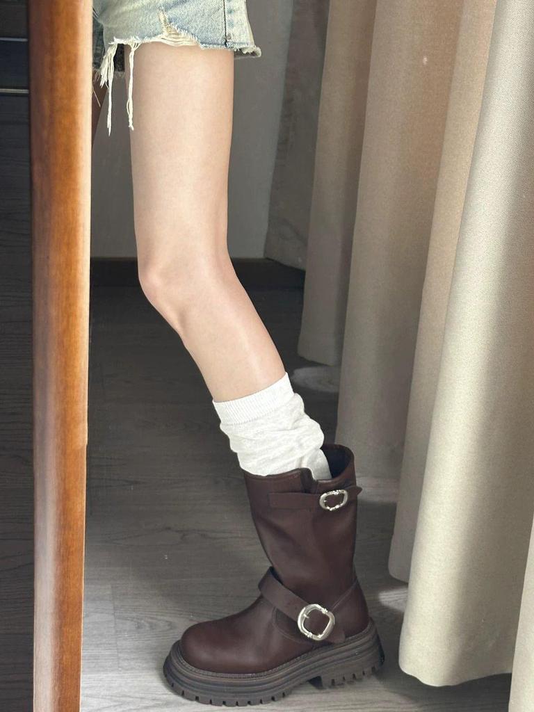 Retro Thick-Soled Slip-On Martin Boots for Women - 2025 Autumn Slimming, Versatile, Height-Enhancing Design