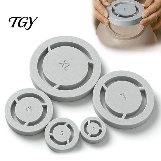 Guida per Rifinire l'Argilla 5 Pezzi Strumento per Anello del Piede della Ceramica, Stampo Riutilizzabile in ABS per Fai-da-te, Strumento di Centratura Allineamento Base Ceramica Fatta a Mano per Ciotole Costanti E