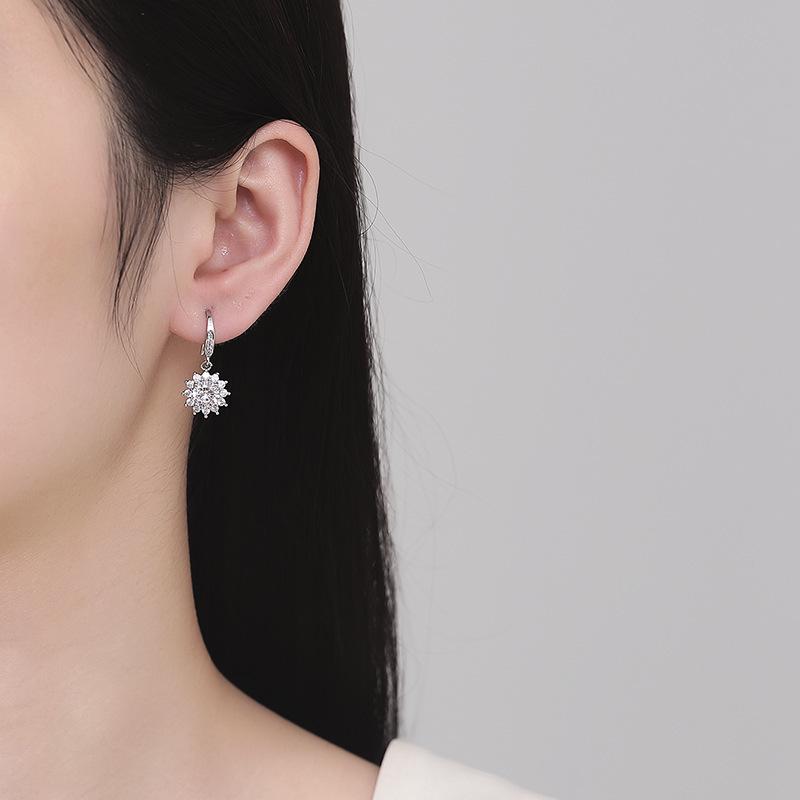 Simulated Moissanite Sunflower Stud Earrings for Women - One Carat
