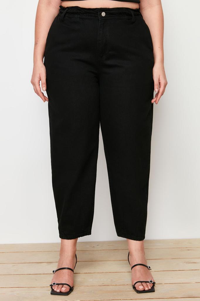 Women's Style Plus Size Black High Waist Detailed Pocket Mom Jeans