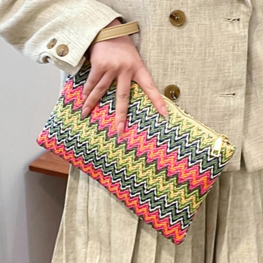 2025 Summer Straw Clutch Purse Bohemian Colorful Striped Wristlet Bag Hand-Woven Chic Hobo Bag Women's Retro Chain Crossbody Bag