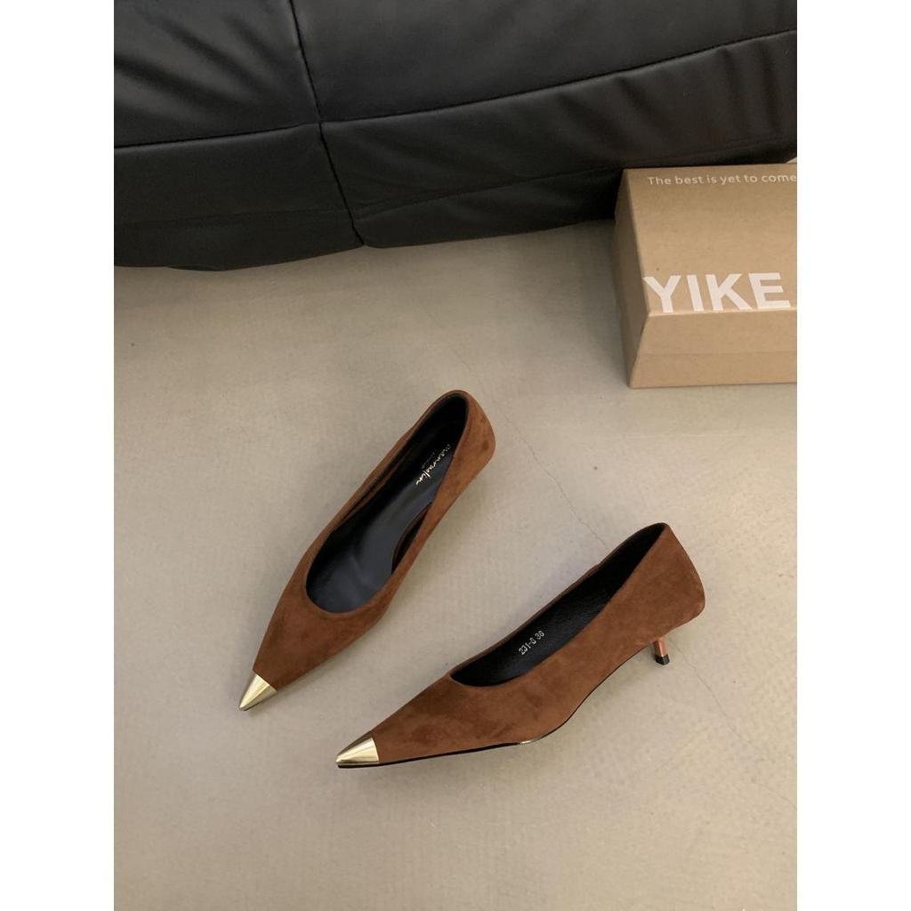 Γαλλικό ταμπεραμέντο kitten heel μυτερά λεοπάρ ψηλοτάκουνα γυναικεία παπούτσια 2025 νέο καλοκαίρι μικρό αρωματικό στυλ με φούστα παπούτσια