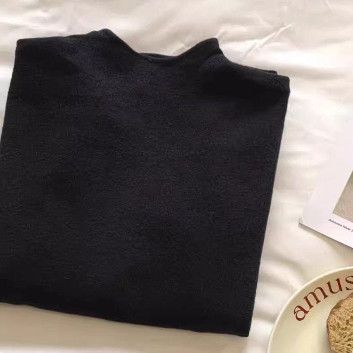 Autumn 2024 Women's Semi-High Neck Soft Sweater: Slim Fit Straight Shoulder Knit