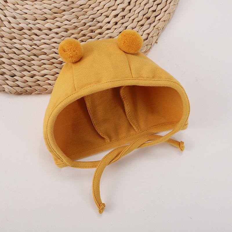 Unisex Newborn Pure Cotton Fontanelle Hat with Cute Double Pom-Poms – First Month Boneless Protection for Spring, Autumn, and Winter