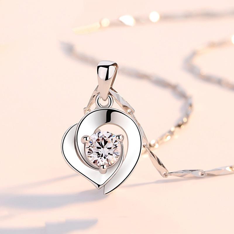 Herzförmiger Anhänger für Damen, Japanisch und Koreanisch Schlicht Studentisch, Individuelle Florale Schlüsselbeinkette