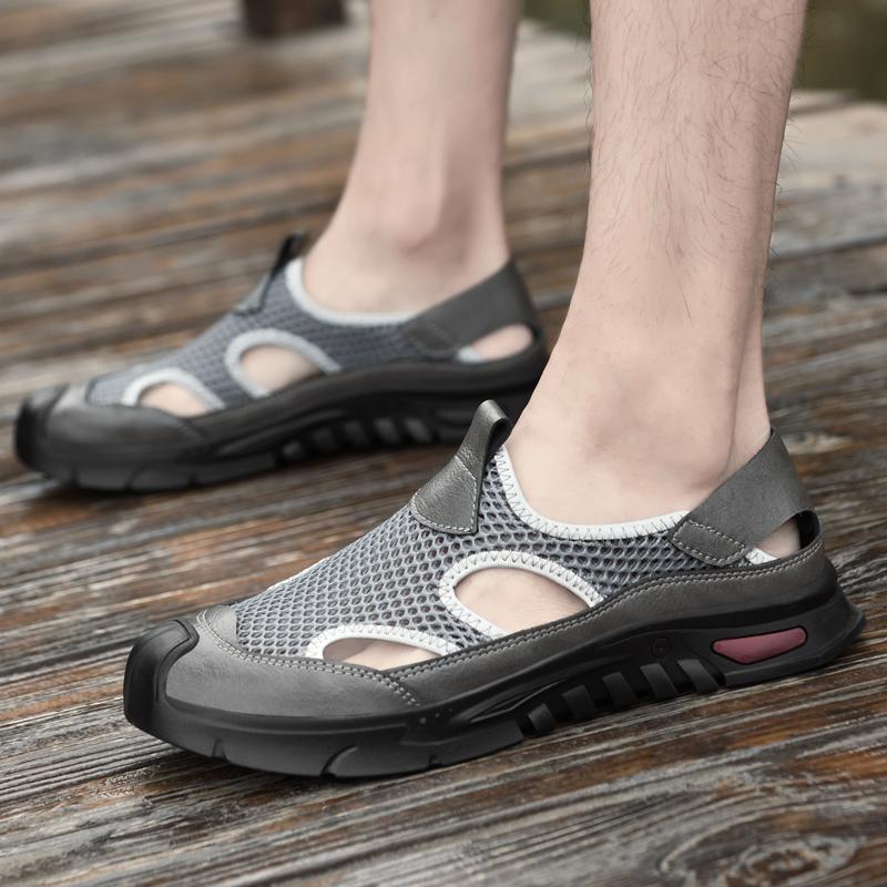 2025 Summer Hot Selling Men's Beach Mesh Shoes Breathable Men's Sandals Simple Gray Anti Slip Waterproof Outdoor Casual Shoes