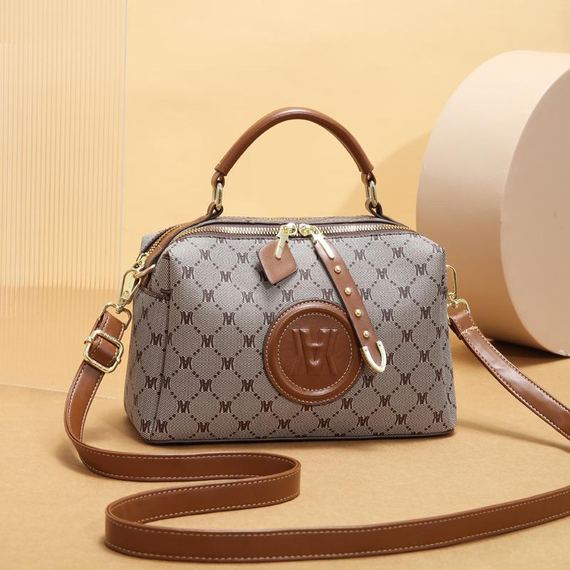 

Сумка 2025 Новая Европейская и Американская Ретро Универсальная Большая Вместимость На Плечо Кроссбоди Женская