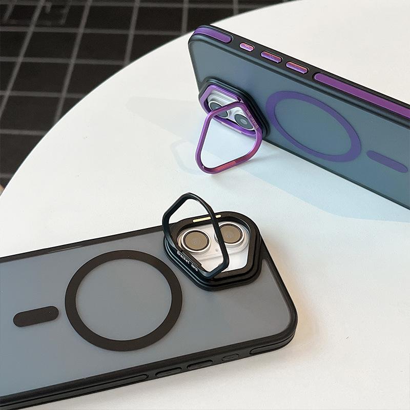 Applicable apple 16/15/14 pm mobile phone case magnetic suction hardware lens frame bracket skin feeling iphone17 mobile phone case
