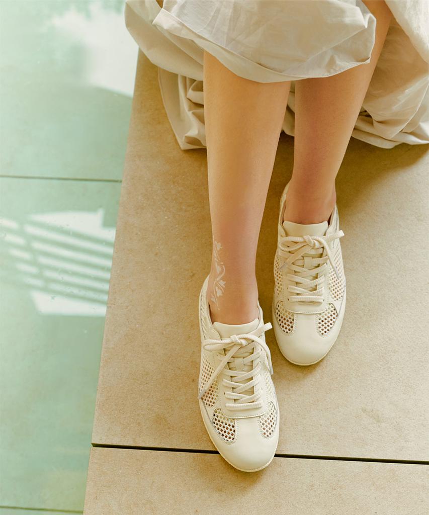 Rachel Cox Aris Mesh Sneakers_Rcc141N