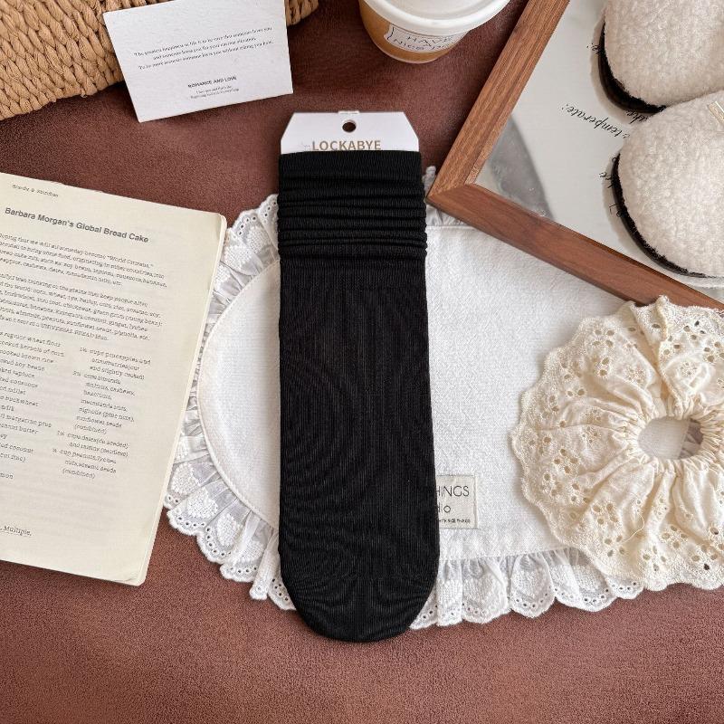 

Women s Pure Cotton Autumn and Winter Extended Vertical Boneless Pile Socks Solid Color Versatile Mid-calf Socks Long Socks 1 pair чорний