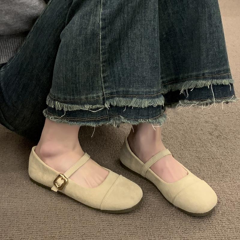 French shallow single shoes female 2025 spring and autumn new fairy with skirt Mary Jane women's shoes flat-soled soft-soled beanie shoes