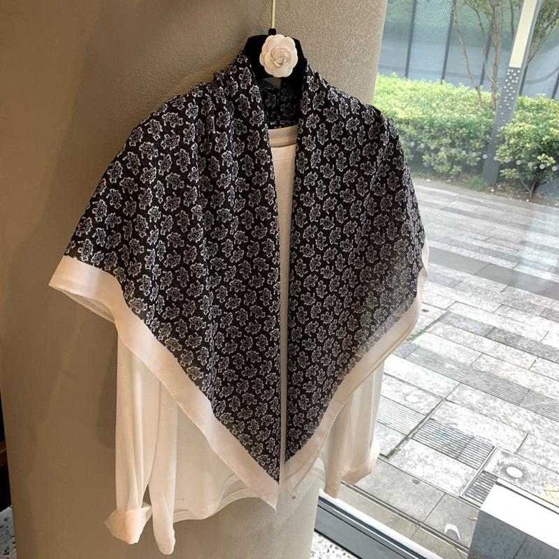 Vintage Polka Dot Printed Light And Thin Scarf Cotton Feel Square Scarf Sunshade Shawl Headscarf Belt Scarf Silk Scarf