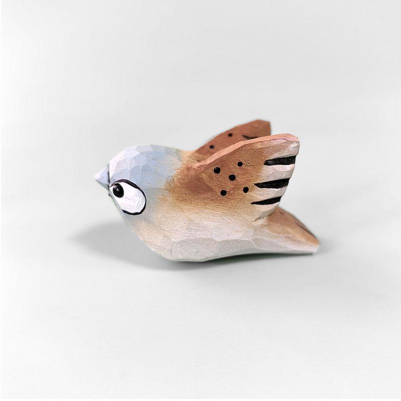 Handcrafted Little Bird Solid Wood Carving: Creative Home Decor & Desktop Ornament