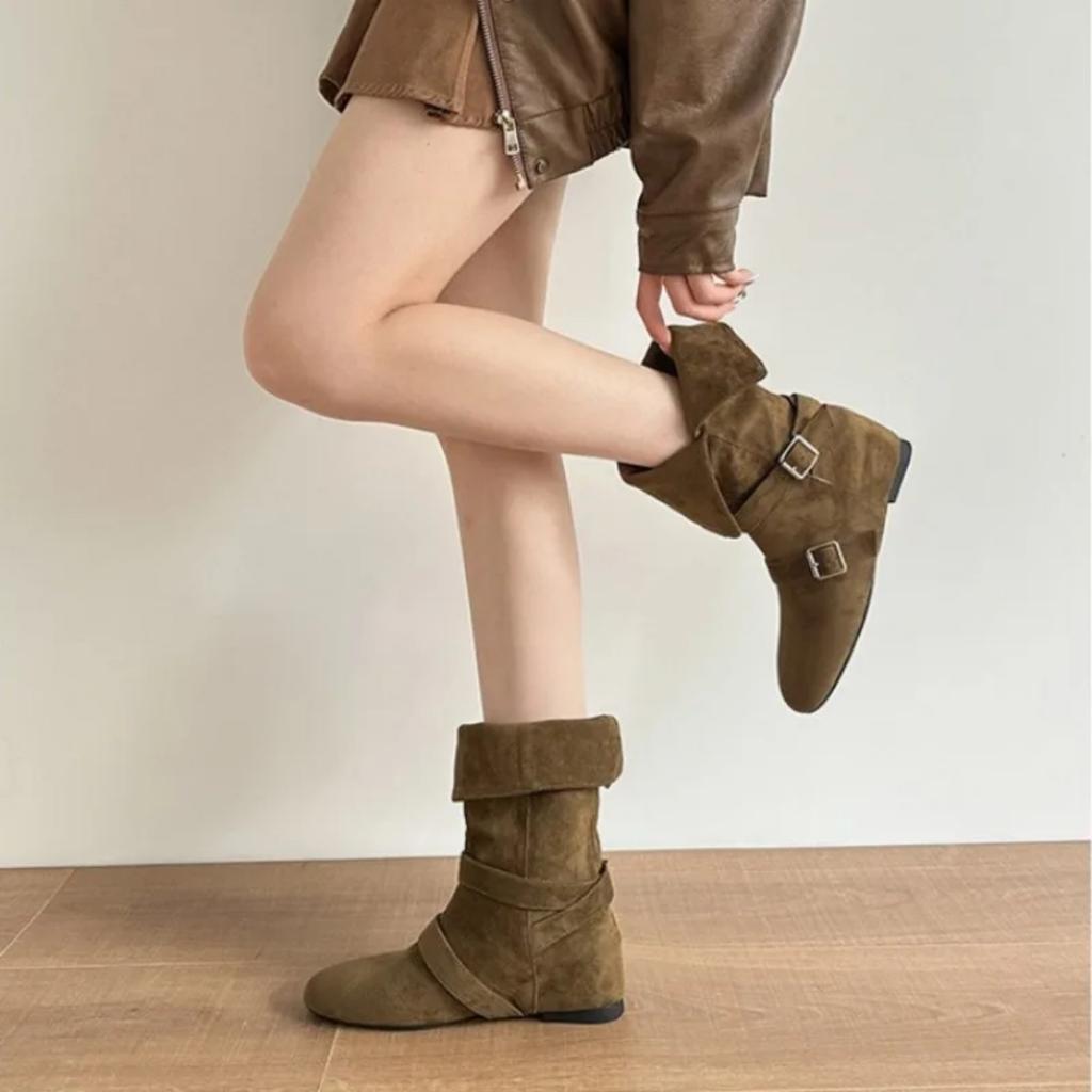 Seoul Inspired Round Toe Motorcycle Boots Women Metal Bule Velvet Surface Knight Sle Mid-Calf Flat Heel Booties Hight Top Shoes