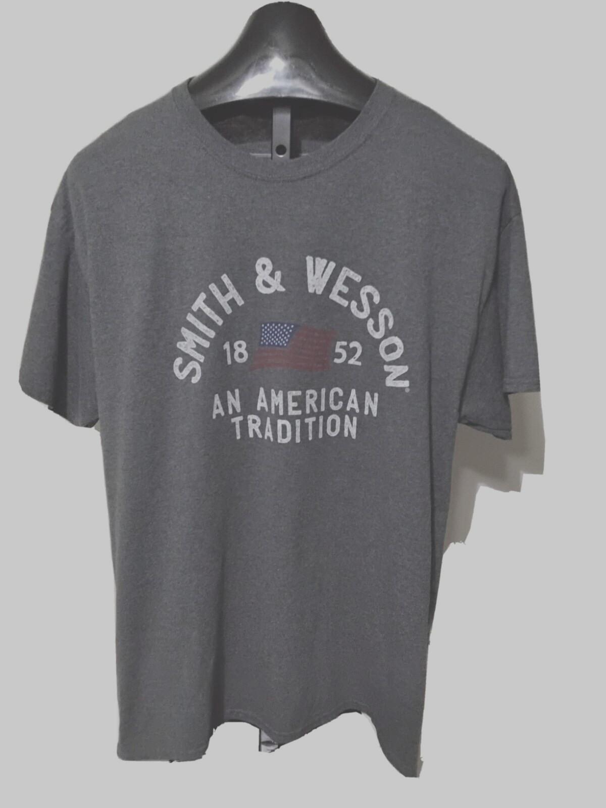 Nice Gray Smith & Wesson an American Tradition Size Xl Tee Shirt XXXXL