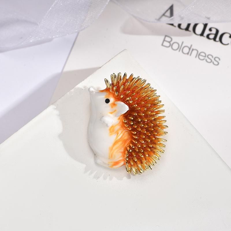 Enamel hedgehog brooch, fashionable clothing accessory, brooch, decoration, fixation, anti glare accessory