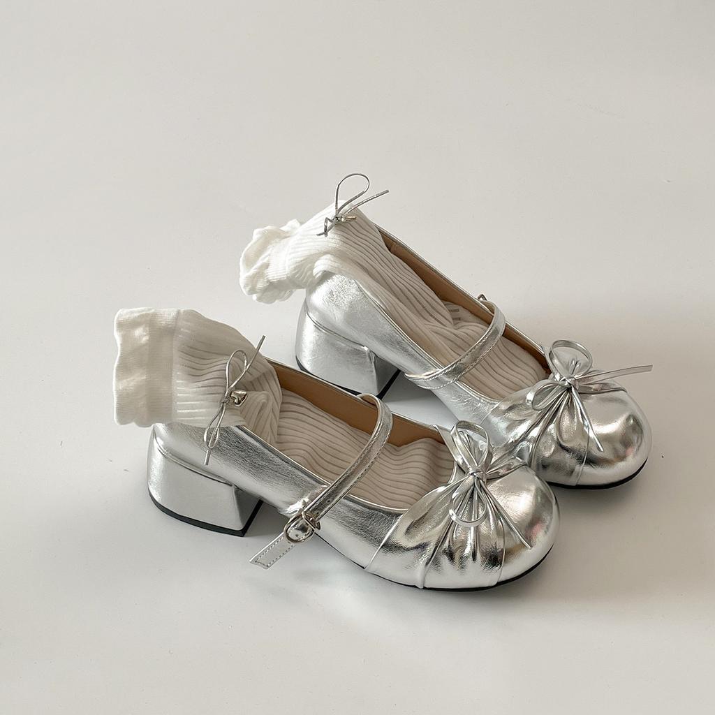 Silver retro French thick heel light mouth single shoes women's 2026 new versatile skirt soft-soled Mary Jane shoes
