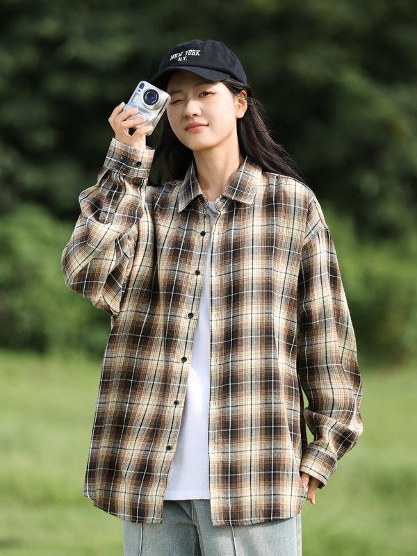 Unisex Plaid Long-Sleeve Shirt: Korean Style, Loose, Casual Jacket for Men and Women, 2025 Spring/Autumn Trend.