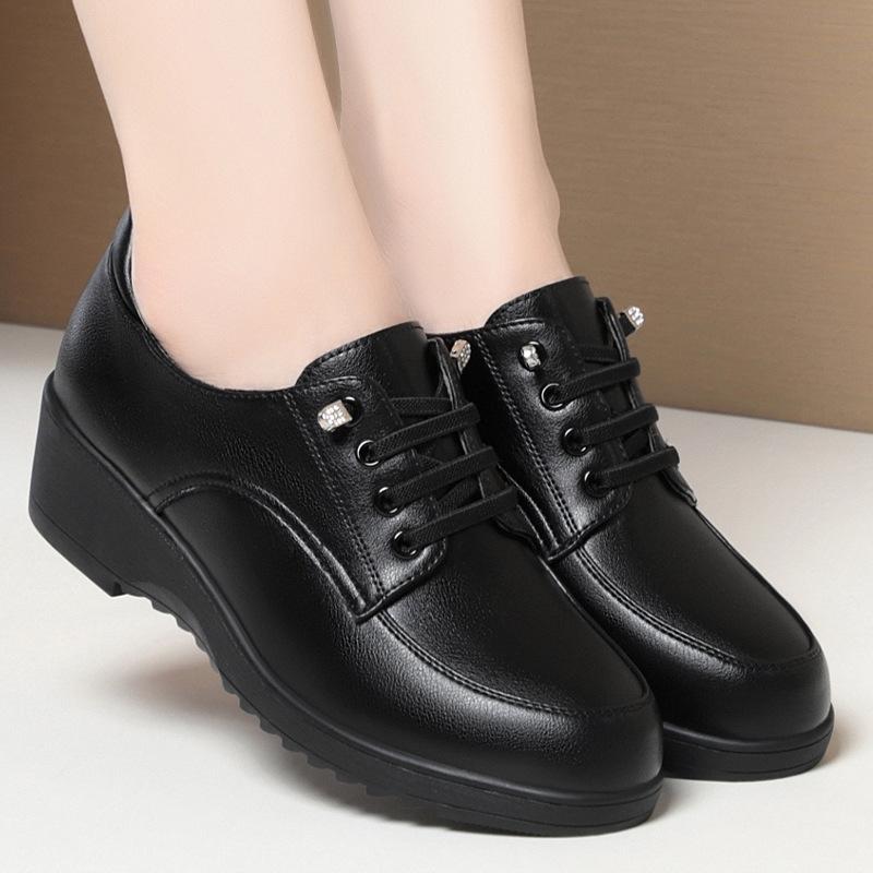 Black Work Shoes Women's Spring and Autumn Leather Shoes Are Not Tired After Standing for a Long Time Women's Shoes with Soft Soles and Comfortable