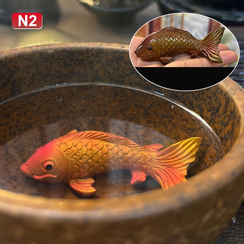 Colour-Changing Koi Carp Creative Desktop Tea Table Ornaments Decorations Two Fish Report Happiness Zen Teaware Accessories