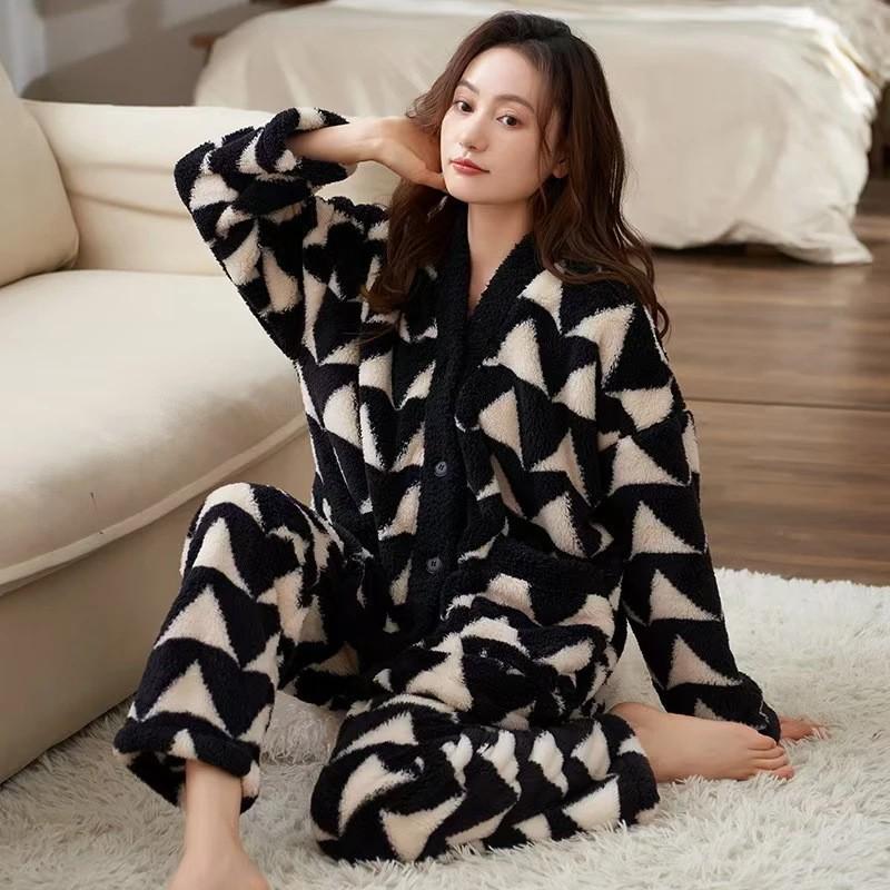 Women's Cozy Coral Fleece Pajama Set - Thick Cardigan, Long Sleeve, Printed Design for Autumn/Winter, Suitable for Outdoor Wear