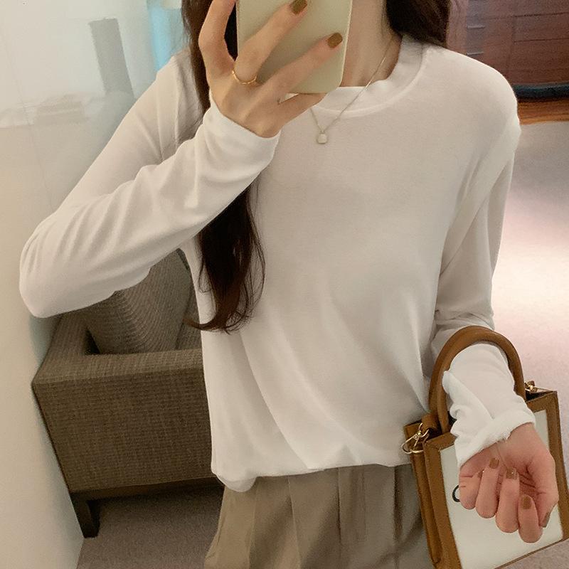 Белая свободная футболка с круглым вырезом и короткими рукавами — фото 4