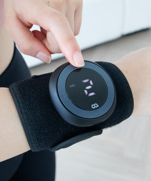 OA Heatspot W Mini Portable Wrist Massager with Heat & EMS Stimulation (5009121544)