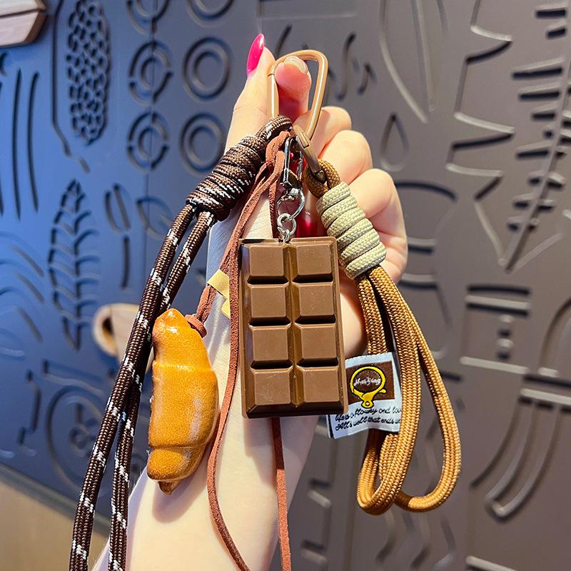 

Креативний брелок для ключів у стилі Miu з житнього хліба: Милий підвіс для пари ручної роботи, маленький подарунок