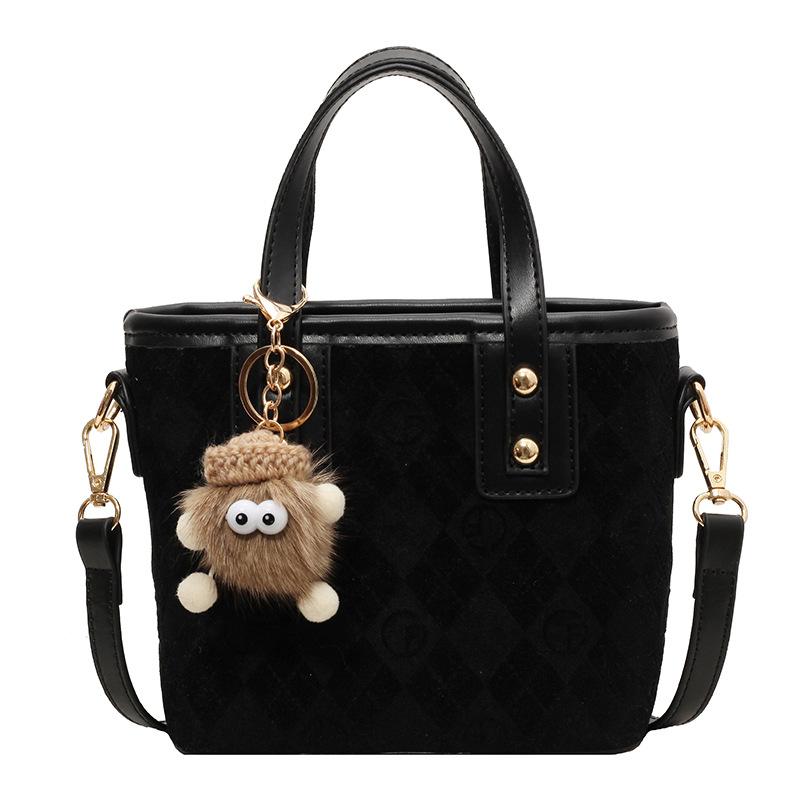 Fashion Versatile Handbag Women's New Shoulder Bag Casual Commuter Messenger Bag