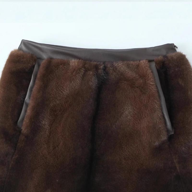 Modischer kurzer Rock aus Kunstpelz im europäischen und amerikanischen Stil - Herbst-/Winterkollektion