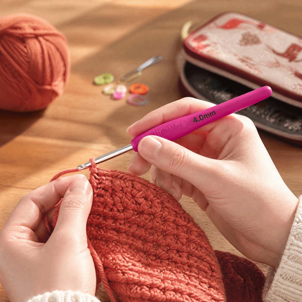 TPR Soft Grip Knitting Needle Set Aluminium Alloy Handle Crochet Hook Kit  For Beginners