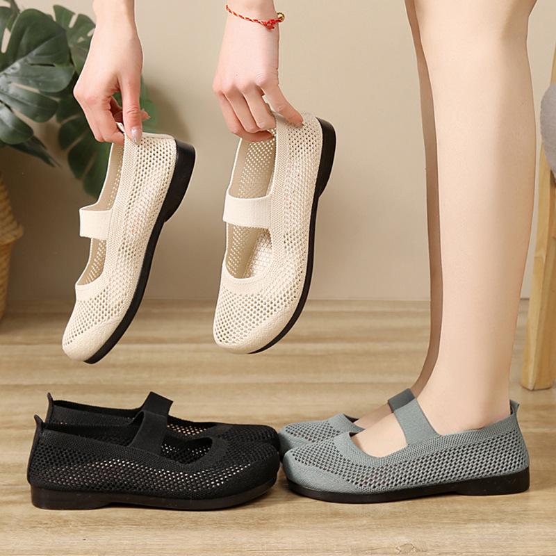 2025 fashion Summer Women Flat Shoes Breathable Soft Sole Slip On Casual Mesh Beijing Cloth Shoes for Middle Aged Mothers
