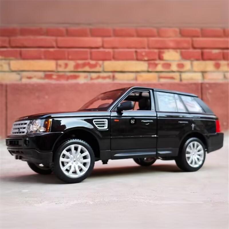 Linyi Toy Car Bburago 1:18 Range Rover Sports Suv Alloy Car Model Diecast Metal Off-Road Vehicles Car Model High Simulation Childrens Toy Gift