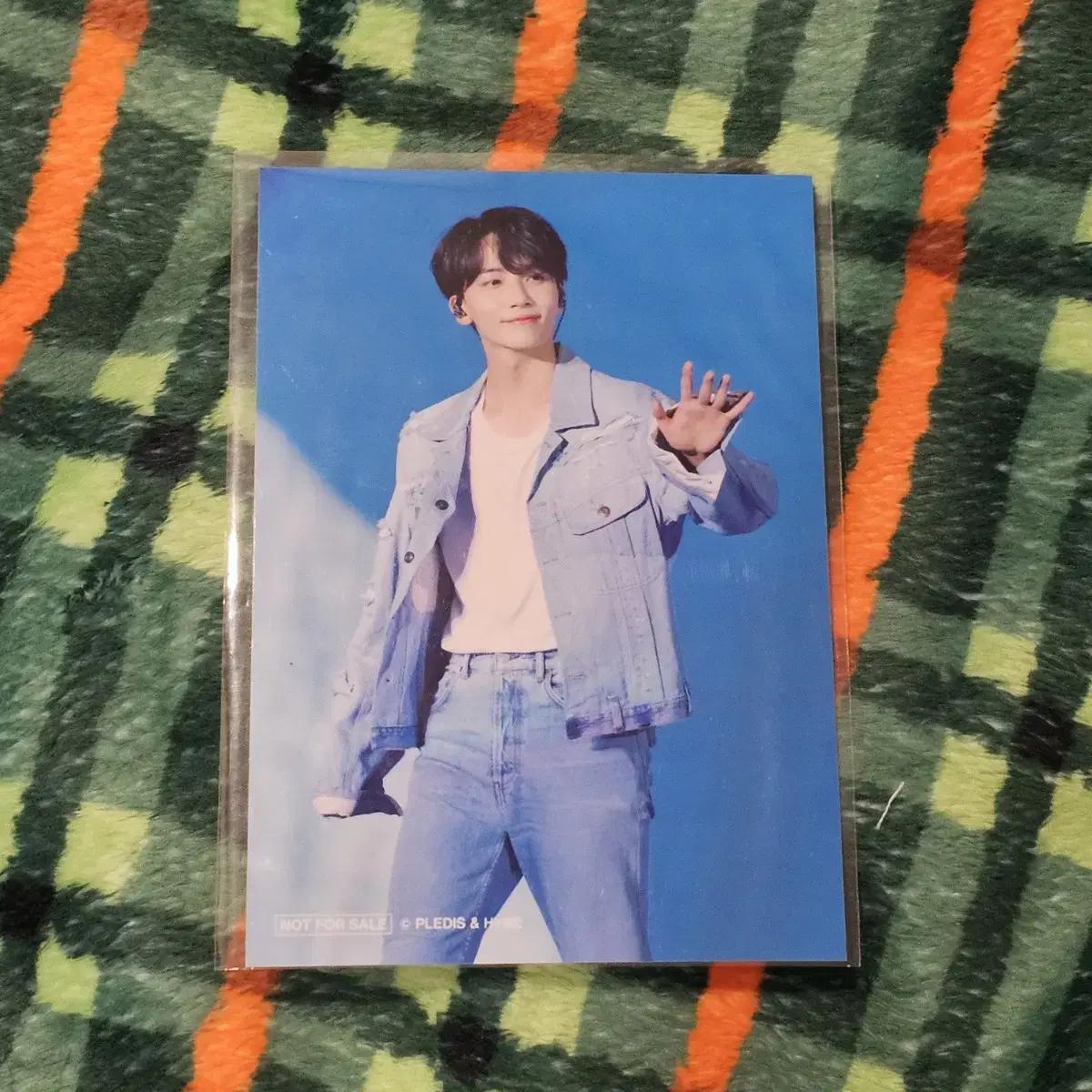 

Museum Admission Postcard Jeonghan Seventeen Photocard Seventeen Museum