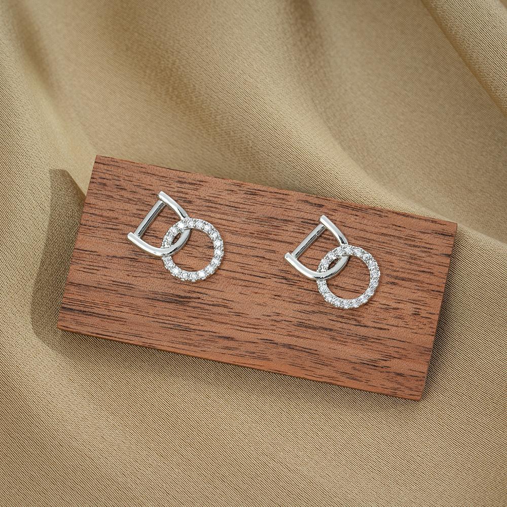 Geometric Zircon Necklace Simple Design Interlocking Round Square Clavicle Chain New Trendy Niche Set